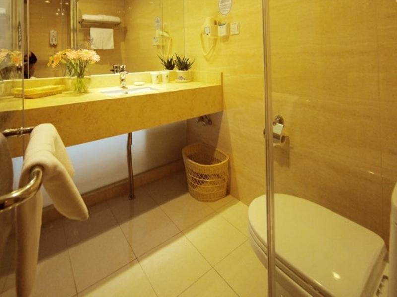 Greentree Inn Shanghai West Huaxia Road Metro Station Express Hotel Exterior photo
